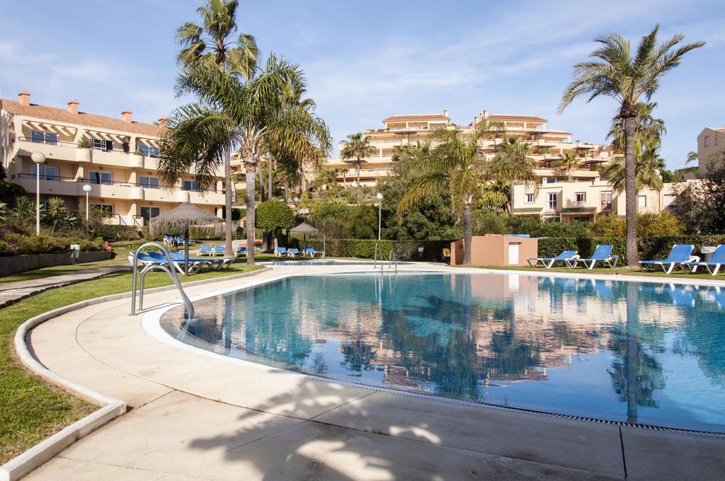 Marina Del Sol Apartment By Rafleys Fuengirola Exterior photo